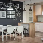 Penthouse Mak Макарська