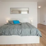 Penthouse Mak *