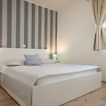 Penthouse Mak Апартаменти *